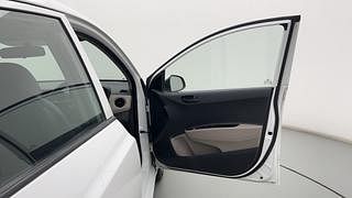 Used 2017 Hyundai Grand i10 [2017-2020] Magna 1.2 Kappa VTVT Petrol Manual interior RIGHT FRONT DOOR OPEN VIEW
