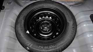 Used 2022 Hyundai Grand i10 Nios Sportz 1.2 Kappa VTVT Dual Tone Petrol Manual tyres SPARE TYRE VIEW