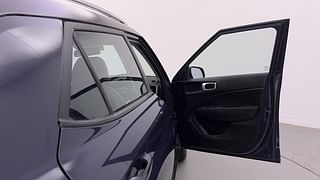 Used 2022 Hyundai Venue [2019-2022] SX 1.5 CRDI Diesel Manual interior RIGHT FRONT DOOR OPEN VIEW