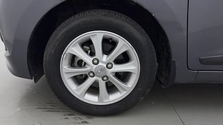 Used 2015 Hyundai Grand i10 [2013-2017] Asta AT 1.2 Kappa VTVT Petrol Automatic tyres LEFT FRONT TYRE RIM VIEW