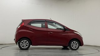 Used 2017 Hyundai Eon [2011-2018] Sportz Petrol Manual exterior RIGHT SIDE VIEW