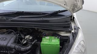 Used 2015 Hyundai i10 [2010-2016] Magna Petrol Petrol Manual engine ENGINE LEFT SIDE HINGE & APRON VIEW