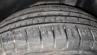 Used 2016 Maruti Suzuki Baleno [2015-2019] Alpha Petrol Petrol Manual tyres LEFT REAR TYRE TREAD VIEW