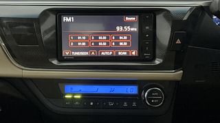Used 2016 Toyota Corolla Altis [2014-2017] G Petrol Petrol Manual interior MUSIC SYSTEM & AC CONTROL VIEW