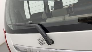 Used 2017 Maruti Suzuki Wagon R 1.0 [2015-2019] VXI AMT Petrol Automatic top_features Rear wiper