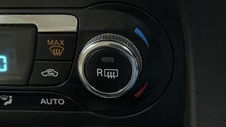 Used 2020 Ford Figo Aspire [2019-2021] Titanium Plus 1.2 Ti-VCT Petrol Manual top_features Rear defogger