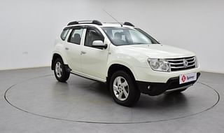 Used 2014 Renault Duster [2012-2015] 110 PS RxZ 4x2 MT Diesel Manual exterior RIGHT FRONT CORNER VIEW