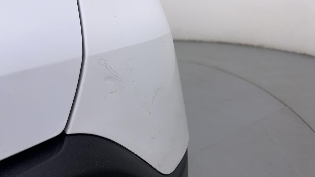 Used 2019 Renault Kwid [2017-2019] RXT 1.0 SCE Special (O) Petrol Manual dents MINOR SCRATCH