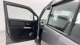 Used 2013 Maruti Suzuki Wagon R 1.0 [2010-2019] LXi Petrol Manual interior LEFT FRONT DOOR OPEN VIEW