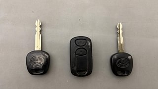 Used 2013 Toyota Etios [2010-2017] VX D Diesel Manual extra CAR KEY VIEW