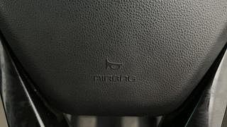 Used 2018 Mahindra Marazzo M6 8str Diesel Manual top_features Airbags