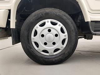 Used 2020 Mahindra Bolero B6 (O) Diesel Manual tyres RIGHT REAR TYRE RIM VIEW