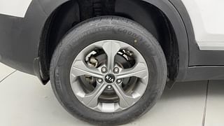 Used 2020 Kia Seltos HTK Plus D Diesel Manual tyres RIGHT REAR TYRE RIM VIEW