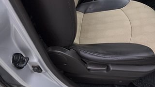 Used 2014 Hyundai Santro Xing [2007-2014] GLS Petrol Manual top_features Seat adjustment