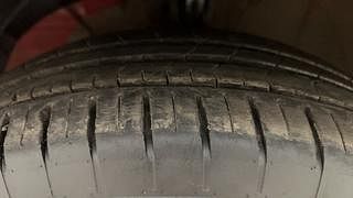 Used 2019 Maruti Suzuki Swift [2017-2021] ZXI Petrol Manual tyres LEFT FRONT TYRE TREAD VIEW