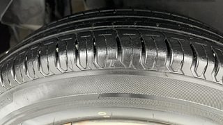 Used 2021 maruti-suzuki Dzire VXI Petrol Manual tyres RIGHT REAR TYRE TREAD VIEW