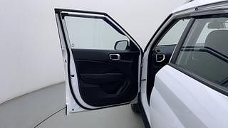 Used 2021 Hyundai Venue [2019-2022] SX 1.0  Turbo iMT Petrol Manual interior LEFT FRONT DOOR OPEN VIEW
