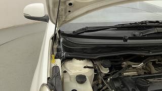 Used 2011 Hyundai i20 [2008-2012] Sportz 1.2 Petrol Manual engine ENGINE RIGHT SIDE HINGE & APRON VIEW