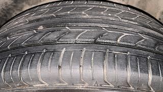 Used 2016 Volkswagen Vento [2015-2019] Highline Petrol AT Petrol Automatic tyres LEFT REAR TYRE TREAD VIEW