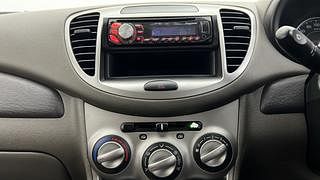 Used 2014 Hyundai i10 [2010-2016] Magna Petrol Petrol Manual interior MUSIC SYSTEM & AC CONTROL VIEW