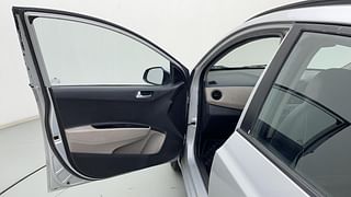 Used 2015 Hyundai Grand i10 [2013-2017] Sportz 1.2 Kappa VTVT Petrol Manual interior LEFT FRONT DOOR OPEN VIEW
