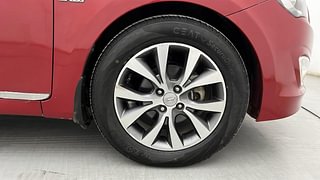 Used 2017 Hyundai Fluidic Verna 4S [2015-2017] 1.6 CRDi SX Diesel Manual tyres RIGHT FRONT TYRE RIM VIEW