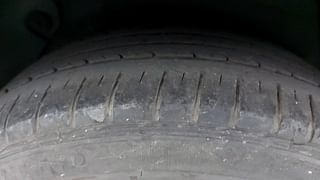 Used 2017 Hyundai Fluidic Verna 4S [2015-2017] 1.6 CRDi SX (O) AT Diesel Automatic tyres RIGHT REAR TYRE TREAD VIEW