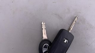 Used 2015 Tata Tiago [2016-2020] Revotron XZ Petrol Manual extra CAR KEY VIEW