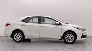Used 2017 Toyota Corolla Altis [2017-2020] G Diesel Diesel Manual exterior RIGHT SIDE VIEW