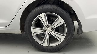 Used 2018 Hyundai Verna [2017-2020] 1.6 CRDI SX + AT Diesel Automatic tyres LEFT REAR TYRE RIM VIEW