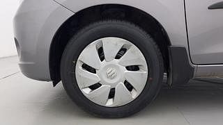 Used 2017 Maruti Suzuki Celerio ZXI AMT Petrol Automatic tyres LEFT FRONT TYRE RIM VIEW