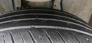 Used 2021 Renault Kiger RXL MT Petrol Manual tyres RIGHT FRONT TYRE TREAD VIEW