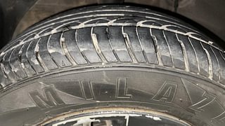 Used 2015 Hyundai Elite i20 [2014-2018] Sportz 1.2 Petrol Manual tyres RIGHT REAR TYRE TREAD VIEW