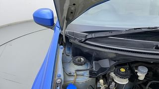 Used 2013 Honda Brio [2011-2016] V MT Petrol Manual engine ENGINE RIGHT SIDE HINGE & APRON VIEW