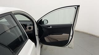Used 2016 Hyundai Xcent [2014-2017] SX Petrol Petrol Manual interior RIGHT FRONT DOOR OPEN VIEW