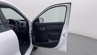 Used 2018 Renault Kwid [2015-2019] 1.0 RXT AMT Petrol Automatic interior RIGHT FRONT DOOR OPEN VIEW