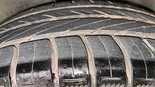 Used 2012 Volkswagen Vento [2010-2015] Highline Petrol AT Petrol Automatic tyres LEFT REAR TYRE TREAD VIEW