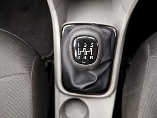 Used 2018 Tata Tiago [2016-2020] Revotron XZ Petrol Manual interior GEAR  KNOB VIEW