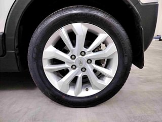 Used 2020 Mahindra XUV 300 W8 Petrol Petrol Manual tyres LEFT REAR TYRE RIM VIEW