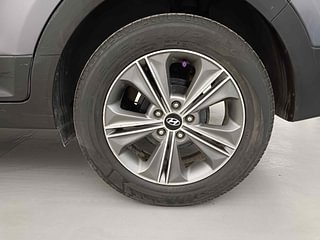 Used 2017 Hyundai Creta [2015-2018] 1.6 SX (O) Diesel Manual tyres LEFT REAR TYRE RIM VIEW