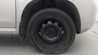 Used 2014 Nissan Terrano [2013-2017] XL Petrol Petrol Manual tyres RIGHT FRONT TYRE RIM VIEW