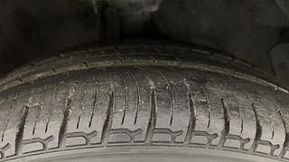Used 2011 Hyundai i20 [2008-2012] Sportz 1.2 Petrol Manual tyres RIGHT FRONT TYRE TREAD VIEW