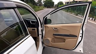 Used 2016 Honda Amaze [2013-2018] 1.2 SX i-VTEC Petrol Manual interior RIGHT FRONT DOOR OPEN VIEW