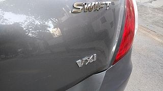 Used 2016 Maruti Suzuki Swift [2011-2017] VXi Petrol Manual dents MINOR SCRATCH