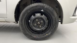Used 2017 Maruti Suzuki Alto K10 [2014-2019] VXi Petrol Manual tyres RIGHT FRONT TYRE RIM VIEW