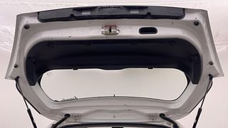 Used 2016 Maruti Suzuki Swift [2011-2017] VDi ABS Diesel Manual interior DICKY DOOR OPEN VIEW