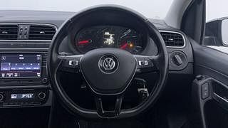 Used 2017 Volkswagen Polo [2017-2019] Highline Plus 1.2L (P) Petrol Manual interior STEERING VIEW