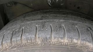 Used 2014 Honda Amaze [2013-2018] 1.2 S i-VTEC Petrol Manual tyres LEFT FRONT TYRE TREAD VIEW