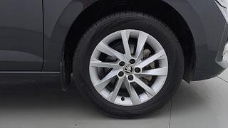 Used 2022 Skoda Slavia Ambition 1.0L TSI MT Petrol Manual tyres RIGHT FRONT TYRE RIM VIEW