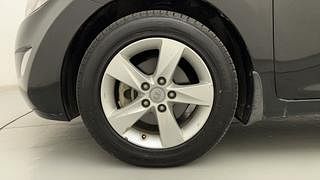 Used 2013 Hyundai Neo Fluidic Elantra [2012-2016] 1.8 SX MT VTVT Petrol Manual tyres LEFT FRONT TYRE RIM VIEW